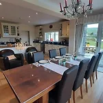 B&B Kerry Lakesview