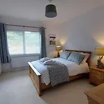 Kerry Lakesview