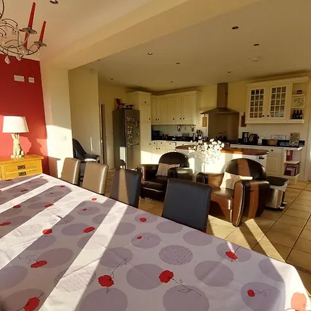 Kerry Lakesview Bed & Breakfast New Chapel Cross