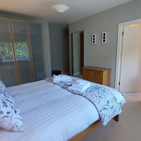 Kerry Lakesview Bed & Breakfast New Chapel Cross