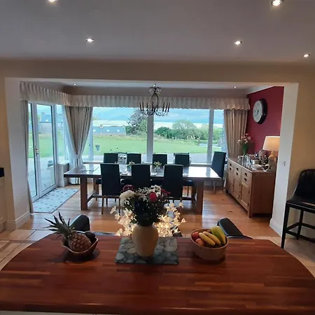 Kerry Lakesview Отель типа 