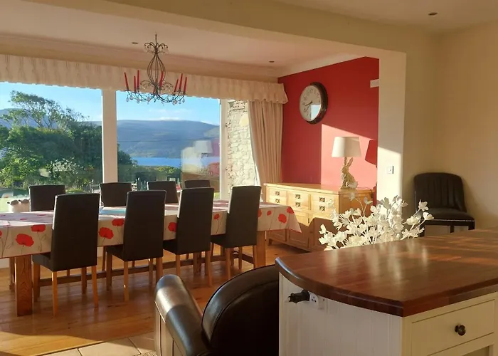 Kerry Lakesview B&B *